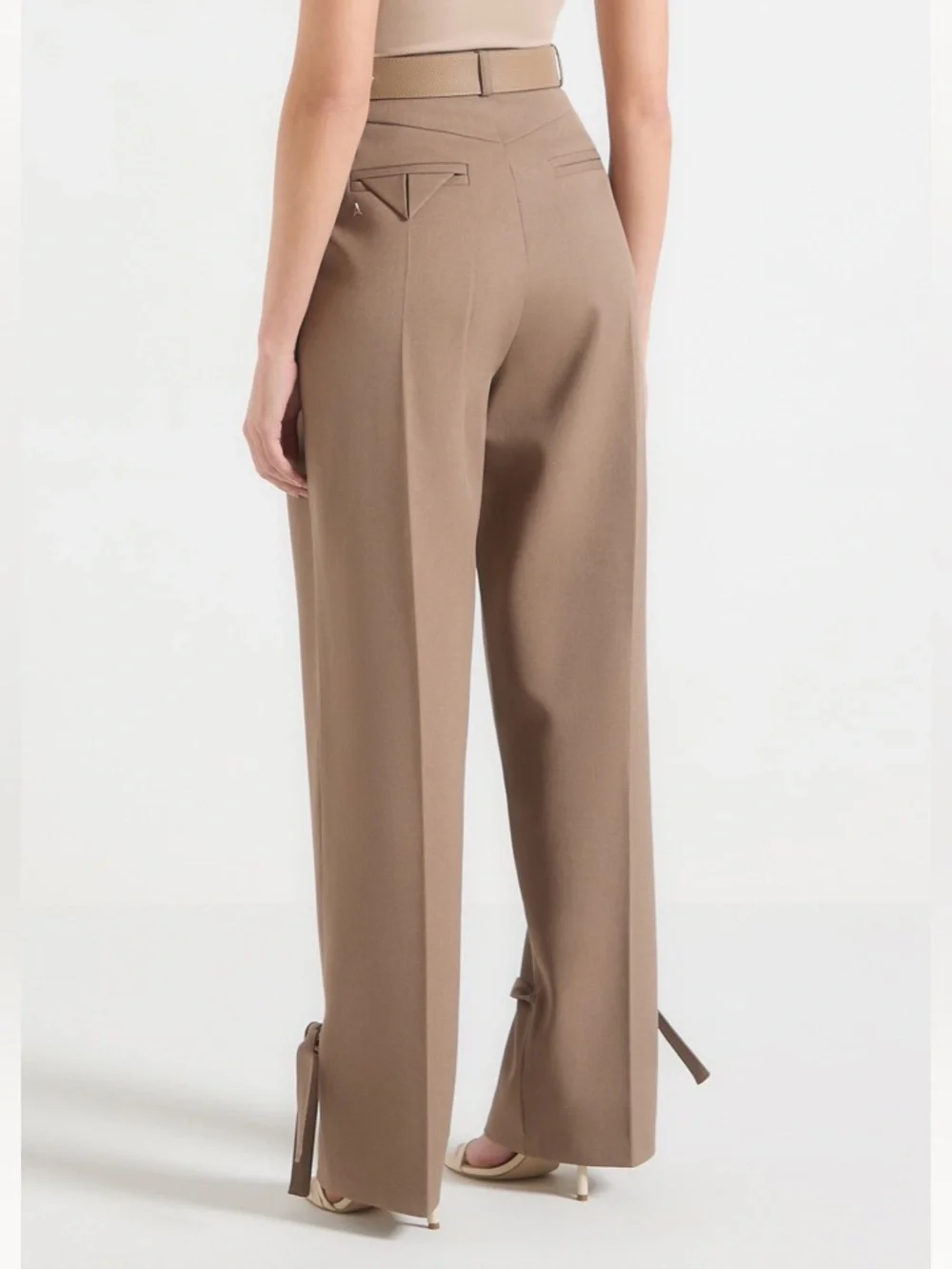 Maniere De Voir Suzanne tailored trouser with belt and ankle ties size 10 NWT - Picture 3 of 11